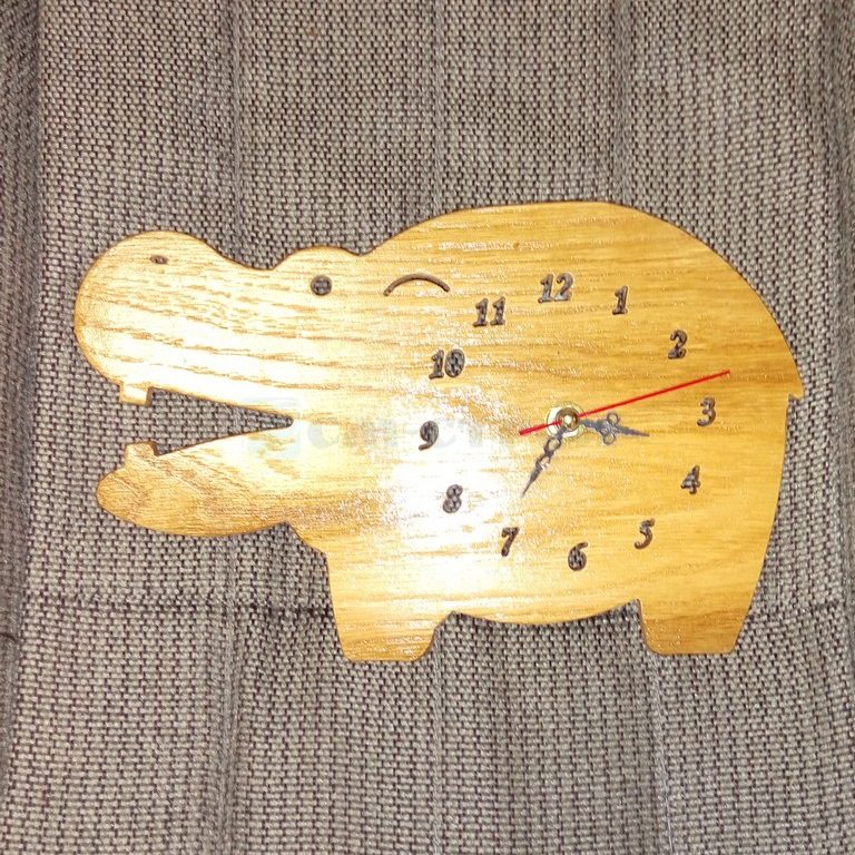 Часы Бегемот