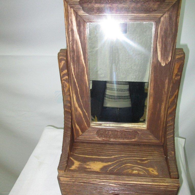 Шкатулка с зеркалом