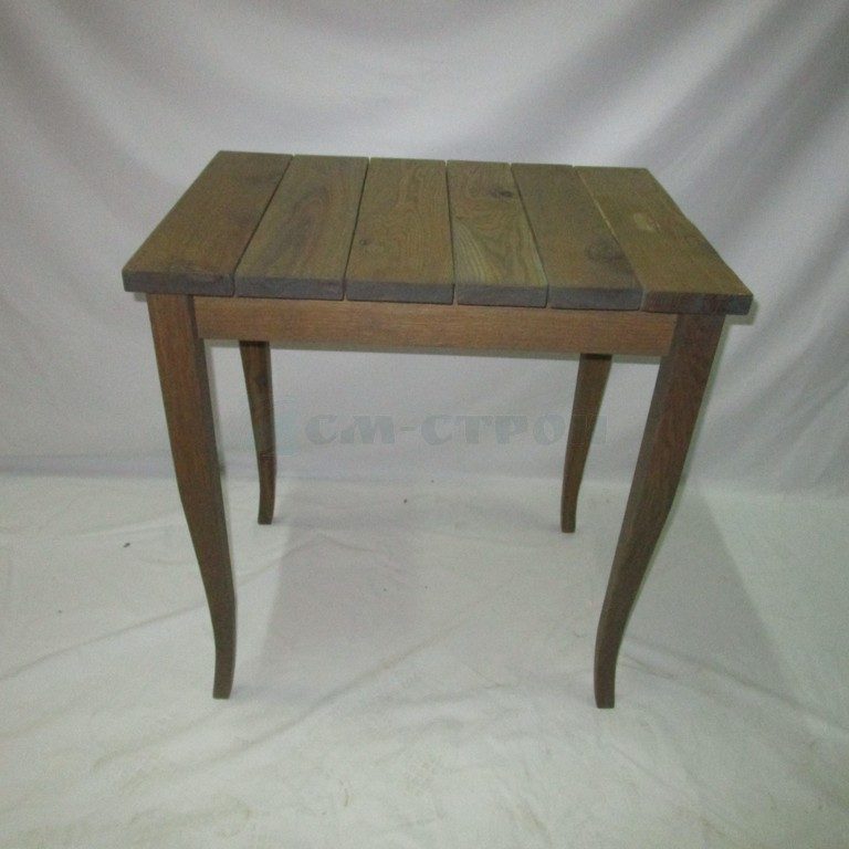 Стол в стиле Ретро