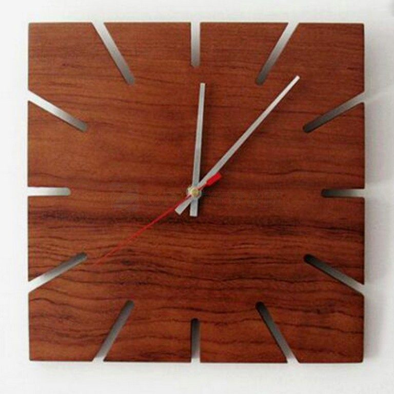 Часы настенные из натурального дерева Офис